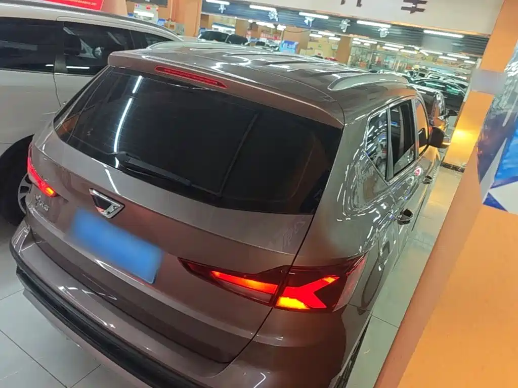 Jetta VS5 — миниатюра 7