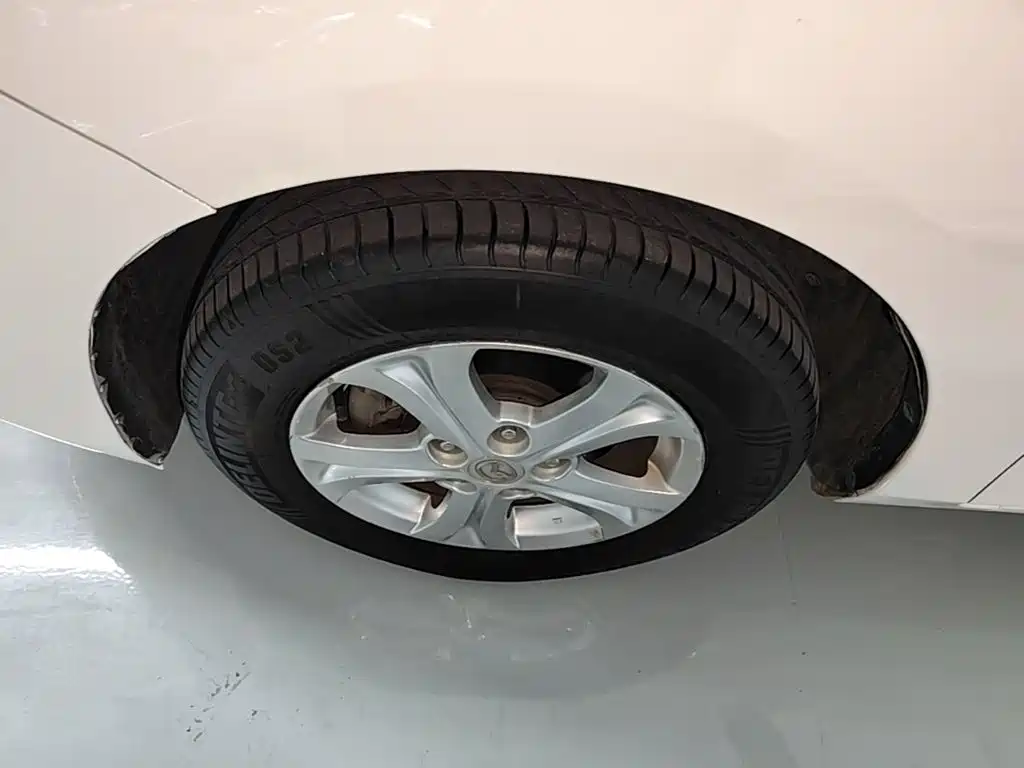 Mazda 3 Xingcheng — миниатюра 23