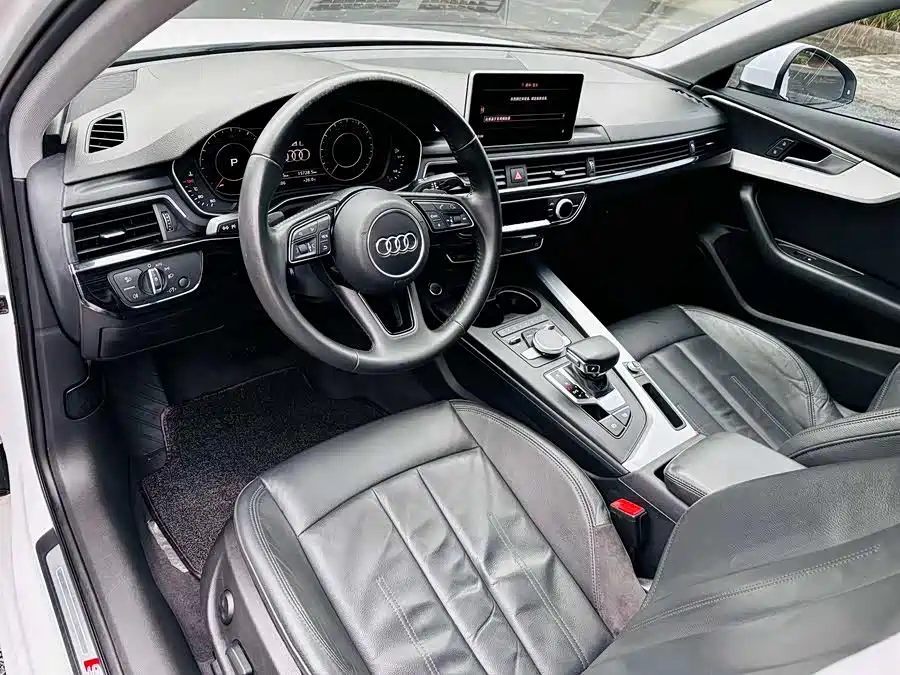 Audi A4L 2017 40 TFSI