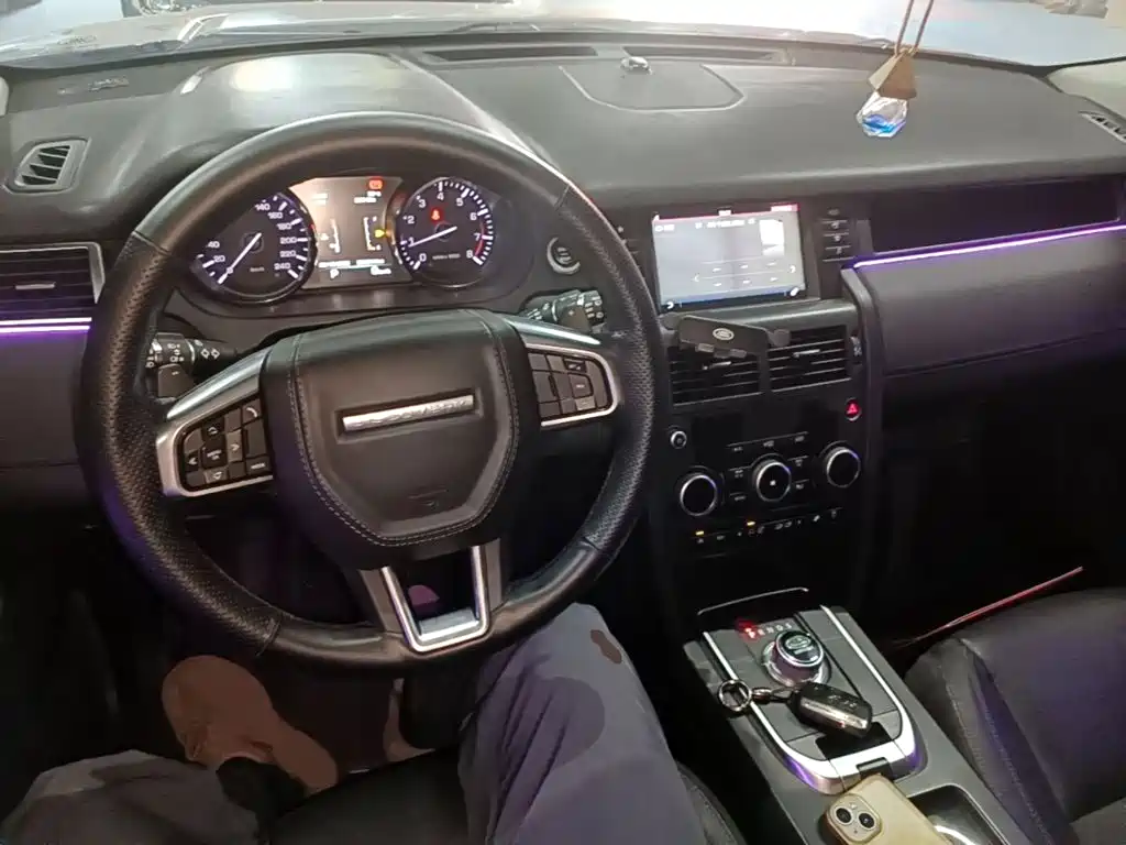 Land Rover Discovery Sport — миниатюра 10