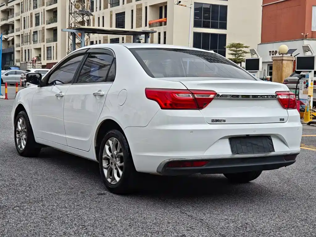 Geely Vision — миниатюра 7