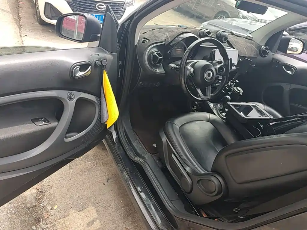 smart Smart Fortwo — миниатюра 16