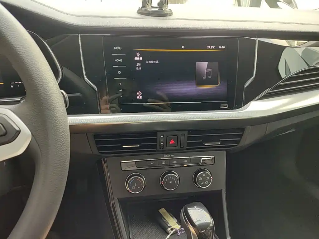 Volkswagen Passat — миниатюра 13