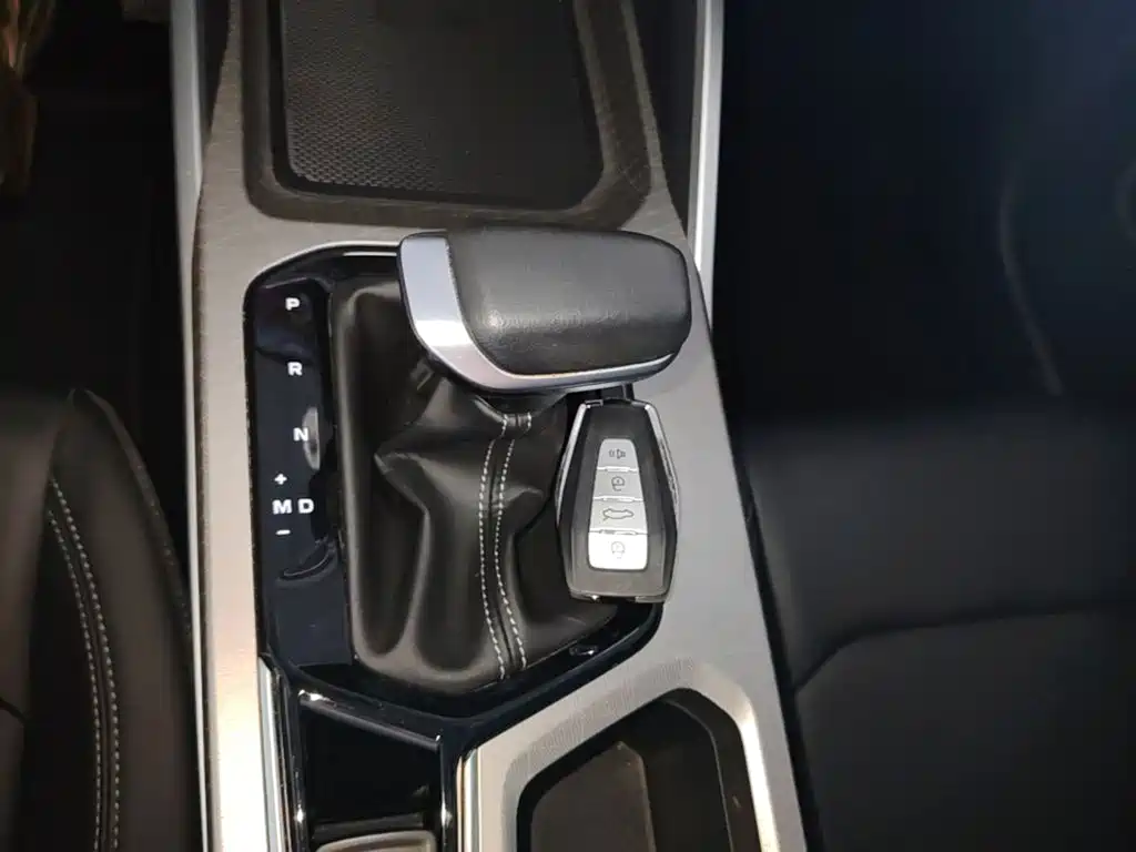 Geely Emgrand — миниатюра 14