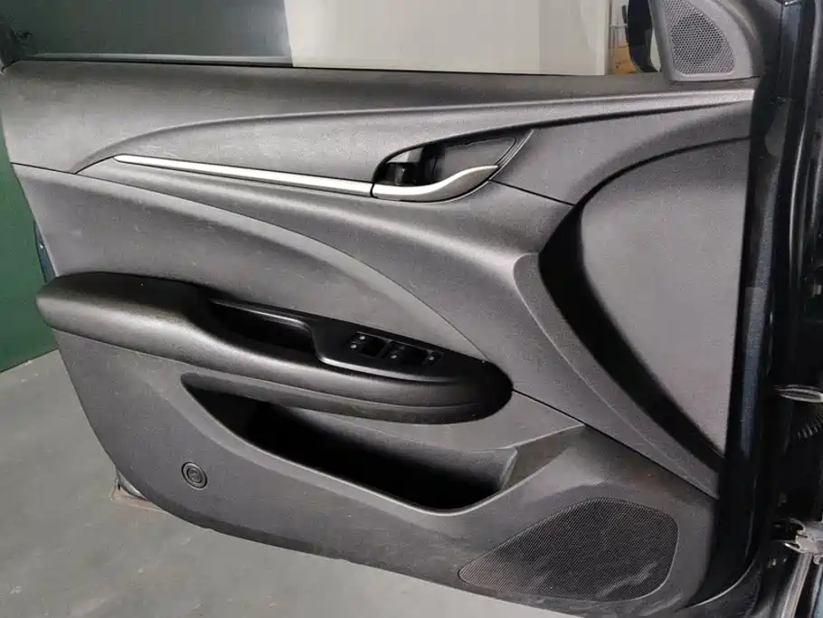 Buick Excelle — миниатюра 7