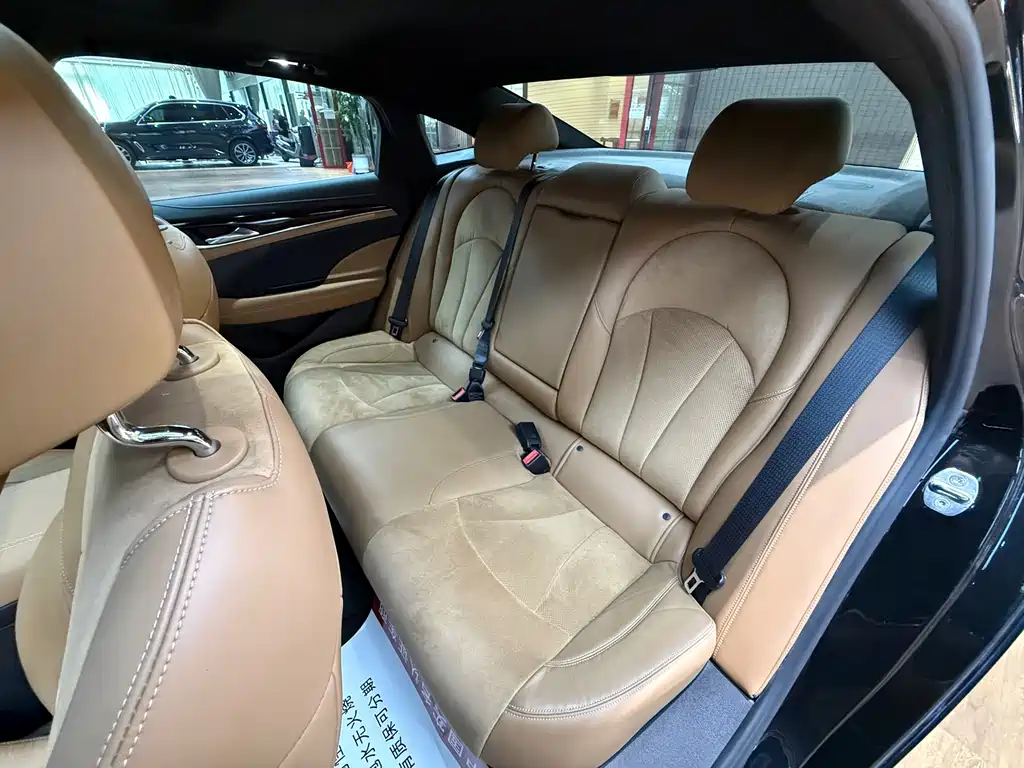 Buick LaCrosse — миниатюра 21