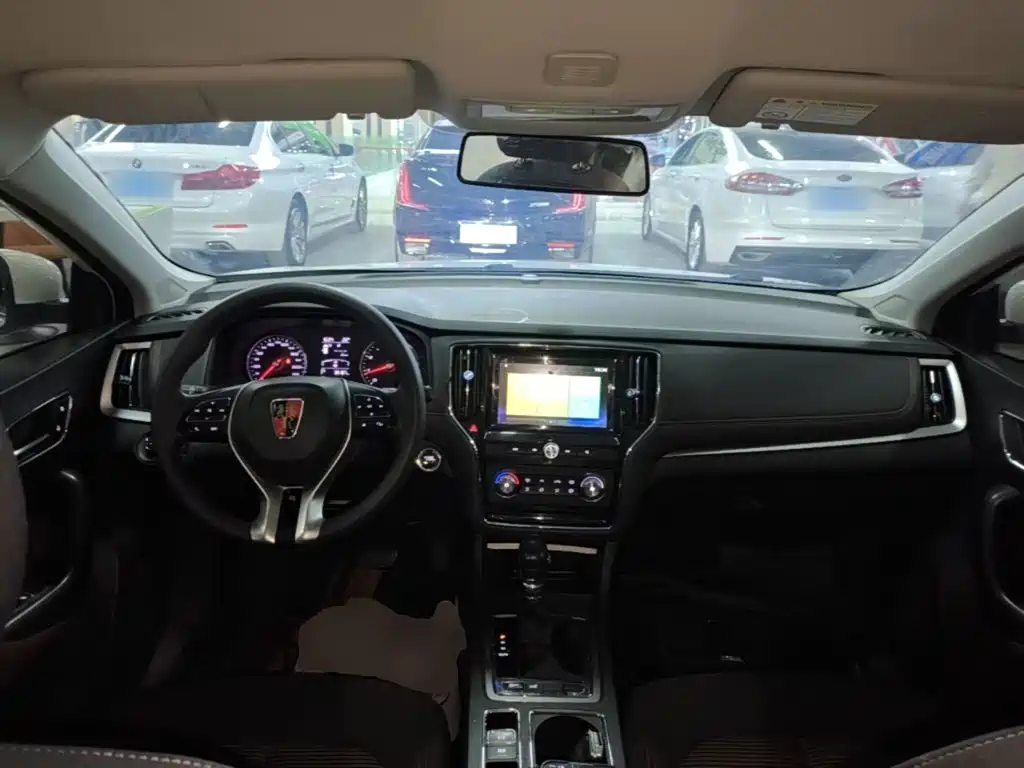 Roewe i6 Classic — миниатюра 10