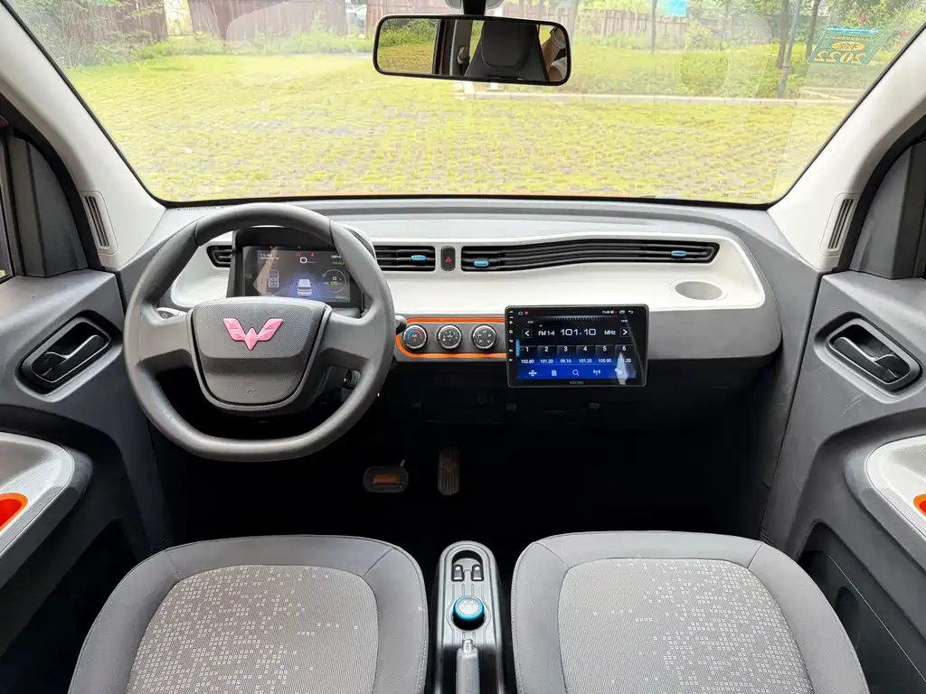 Wuling MINIEV — миниатюра 8
