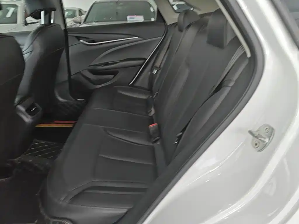 Buick Excelle — миниатюра 17