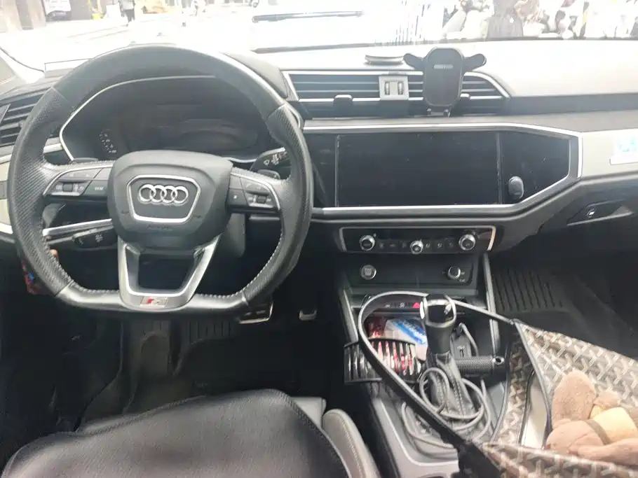 Audi Q3 Sportback — миниатюра 12