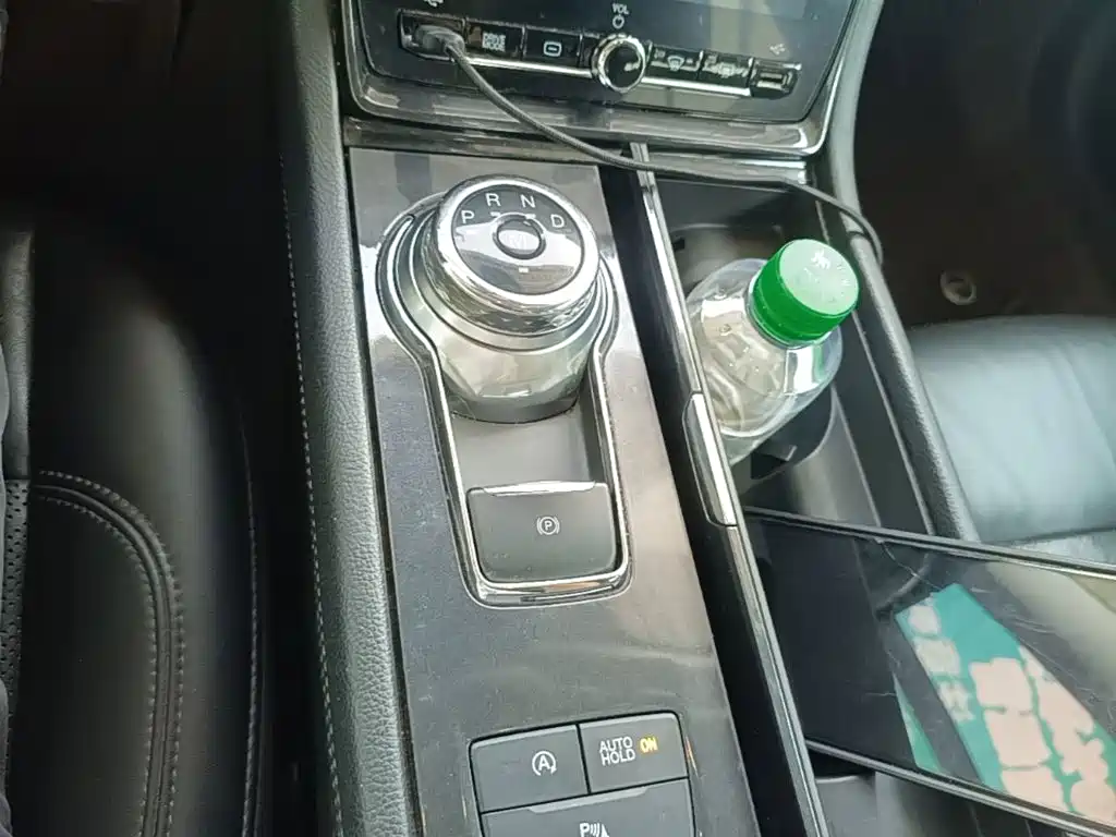 Ford Taurus — миниатюра 14