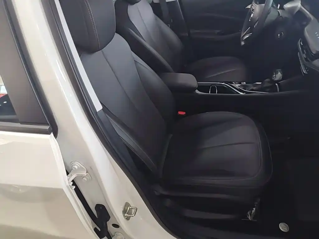 Buick Verano — миниатюра 25