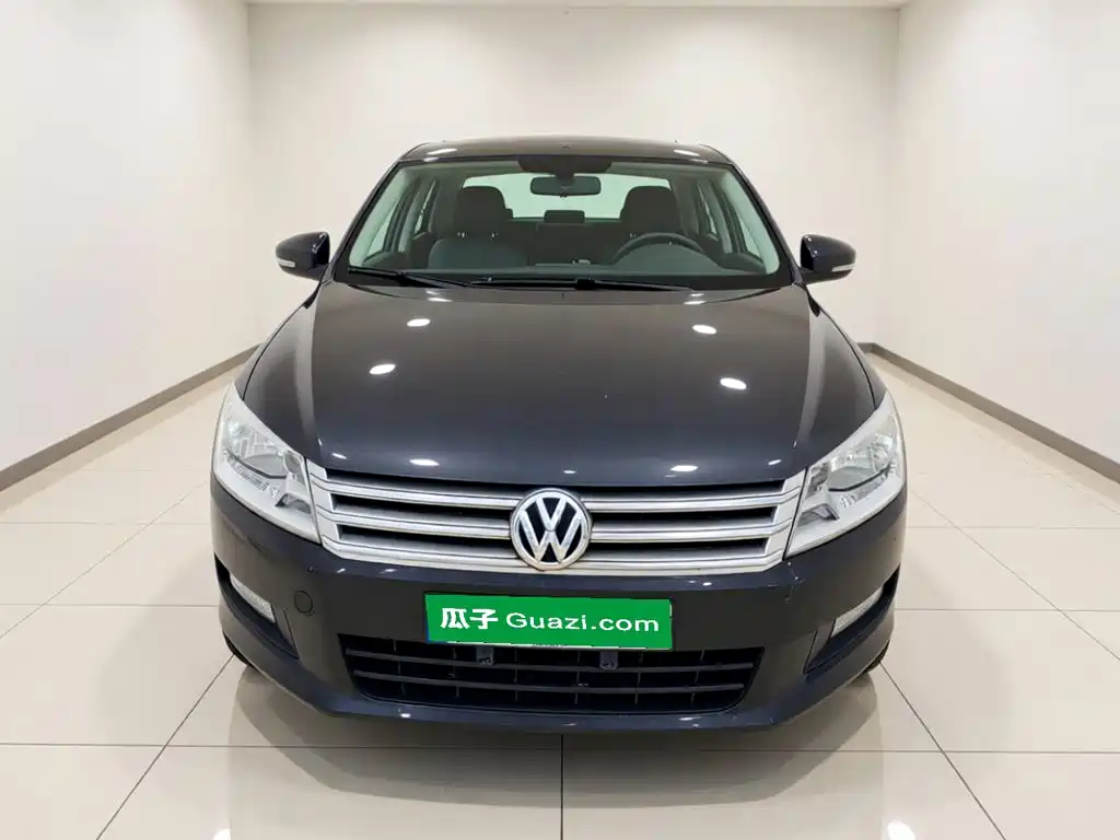 Volkswagen Santana — миниатюра 2