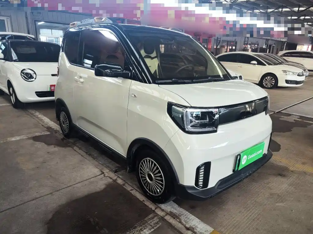 Wuling MINIEV — миниатюра 4