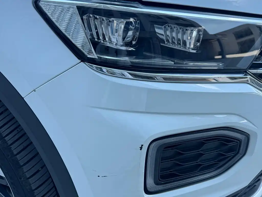 Volkswagen T-Roc — миниатюра 5