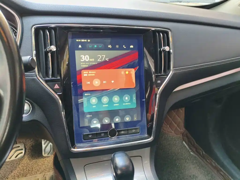 Roewe RX5 — миниатюра 9