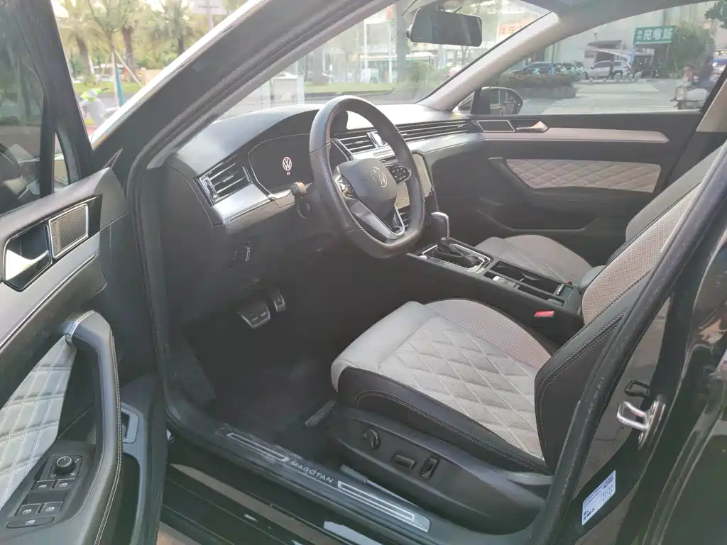 Volkswagen Magotan — миниатюра 4