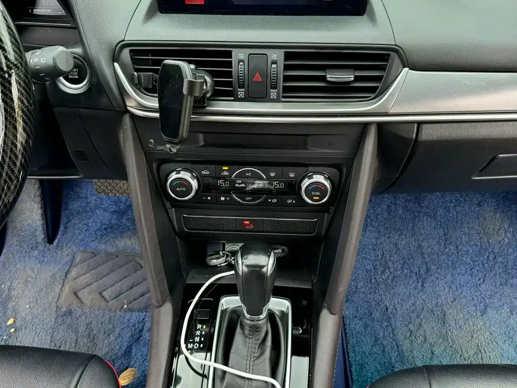 Mazda CX-4 — миниатюра 9