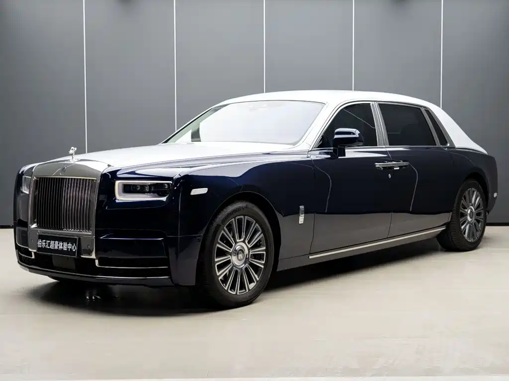 Rolls-Royce Phantom — миниатюра 2