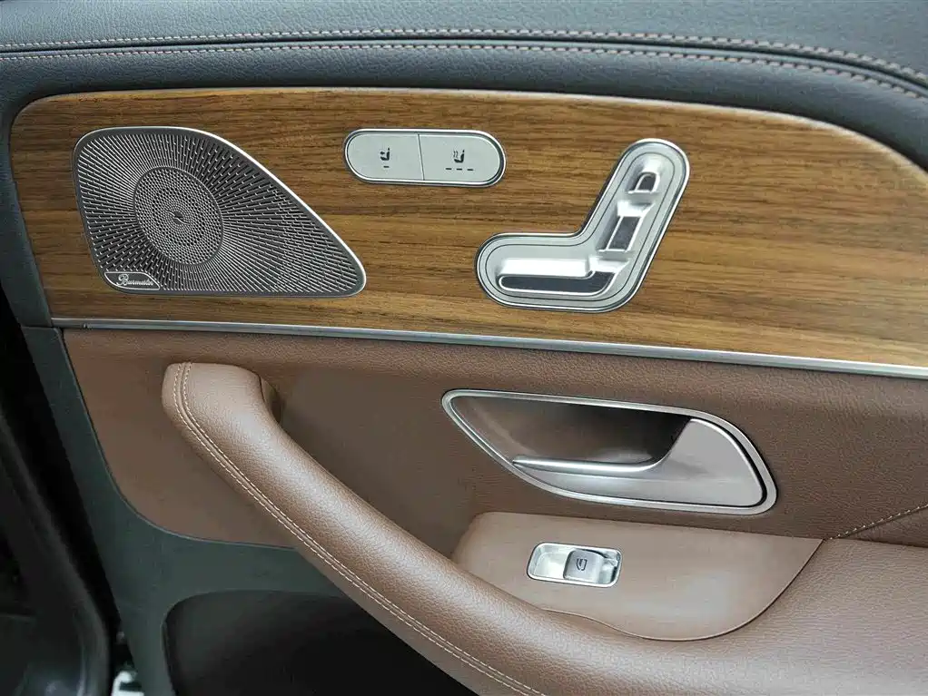 Mercedes-Benz GLS 2024 — фото 20
