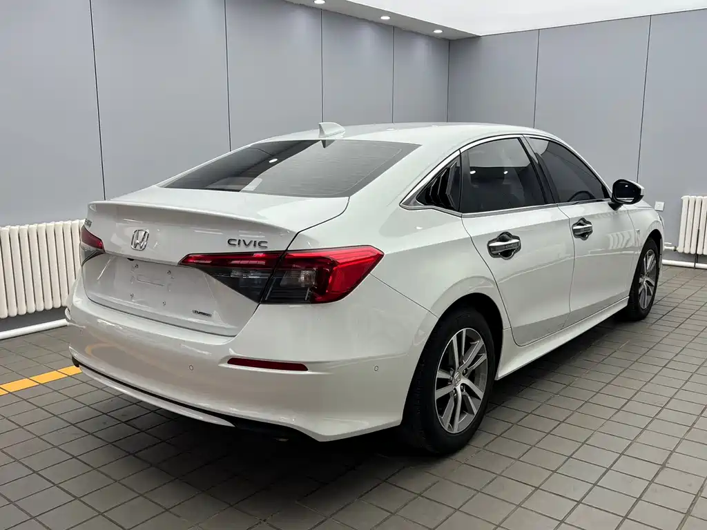 Honda Civic — миниатюра 6