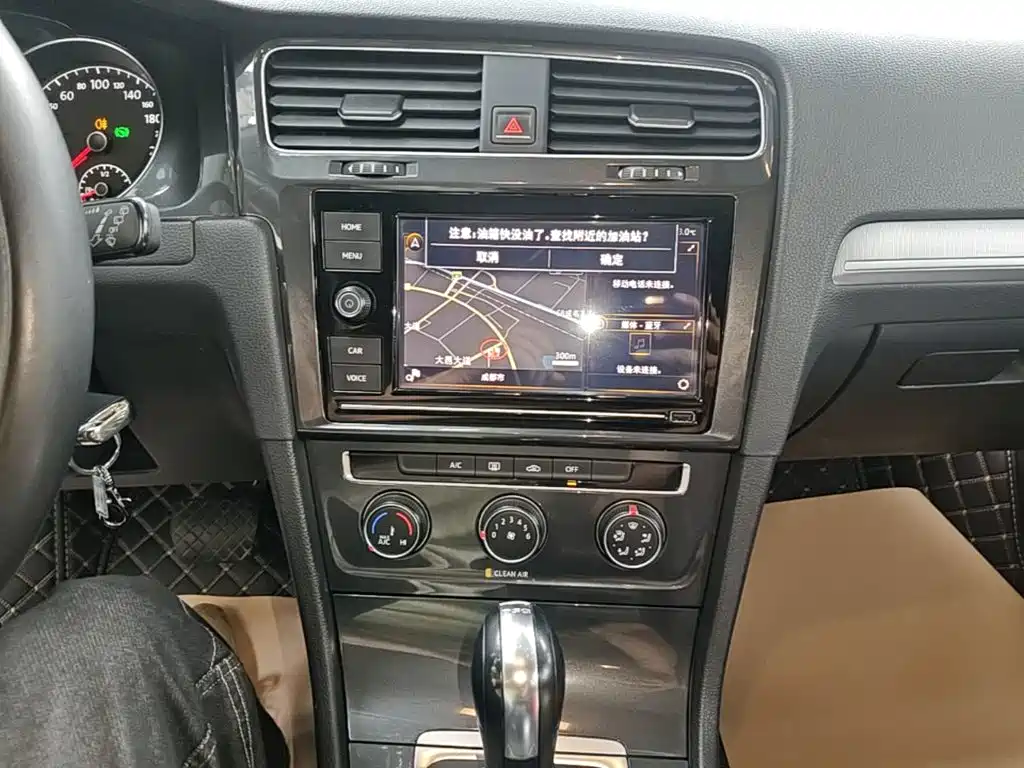 Volkswagen Golf — миниатюра 13