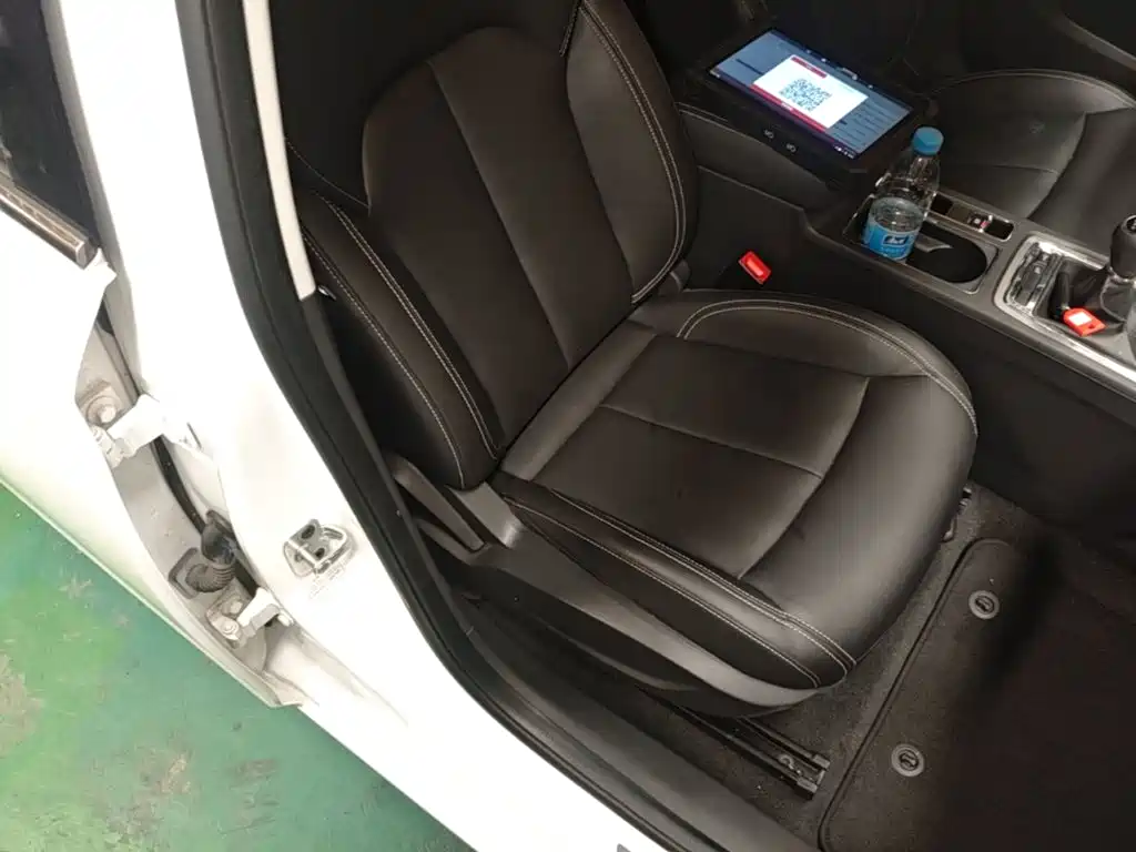 Roewe i6 Classic — миниатюра 25