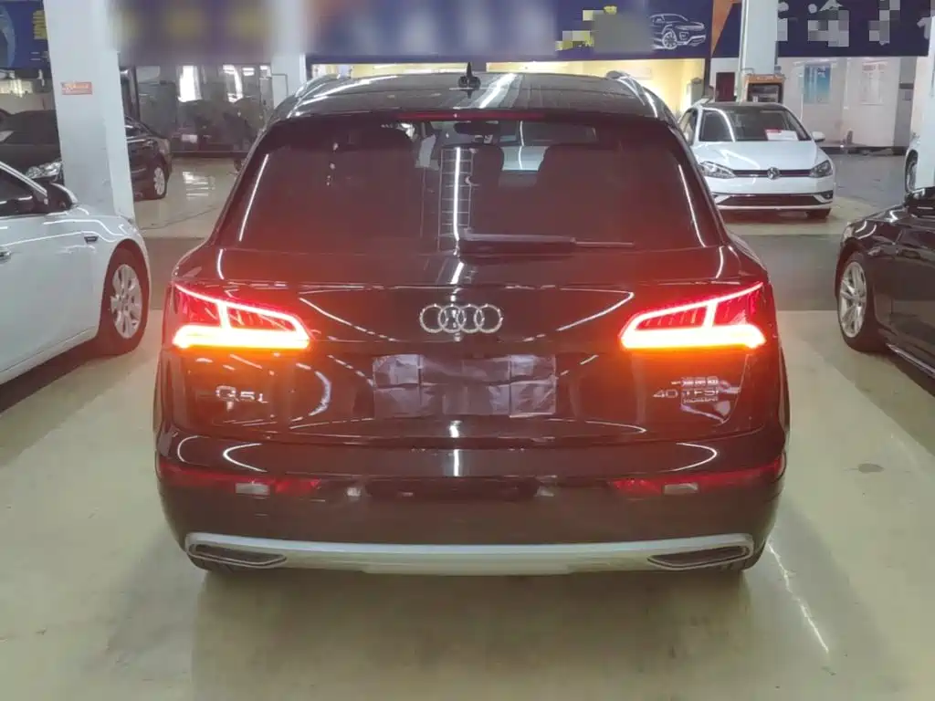 Audi Q5L — миниатюра 6