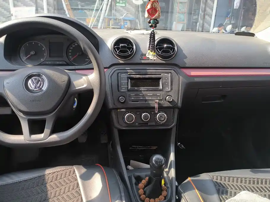 Volkswagen Jetta — миниатюра 12