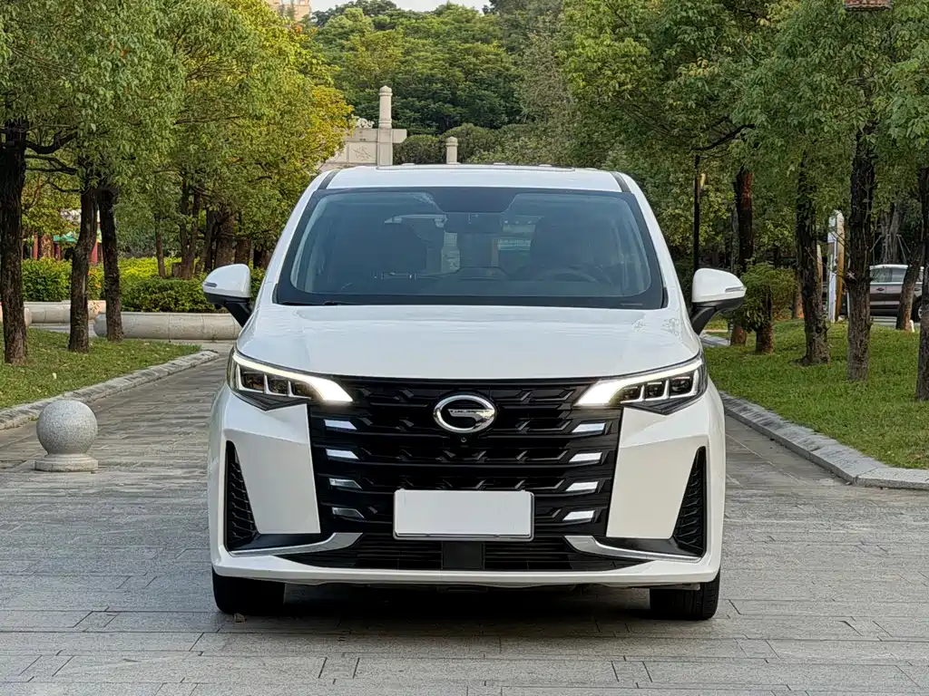 GAC Motor Trumpchi M6 — миниатюра 2