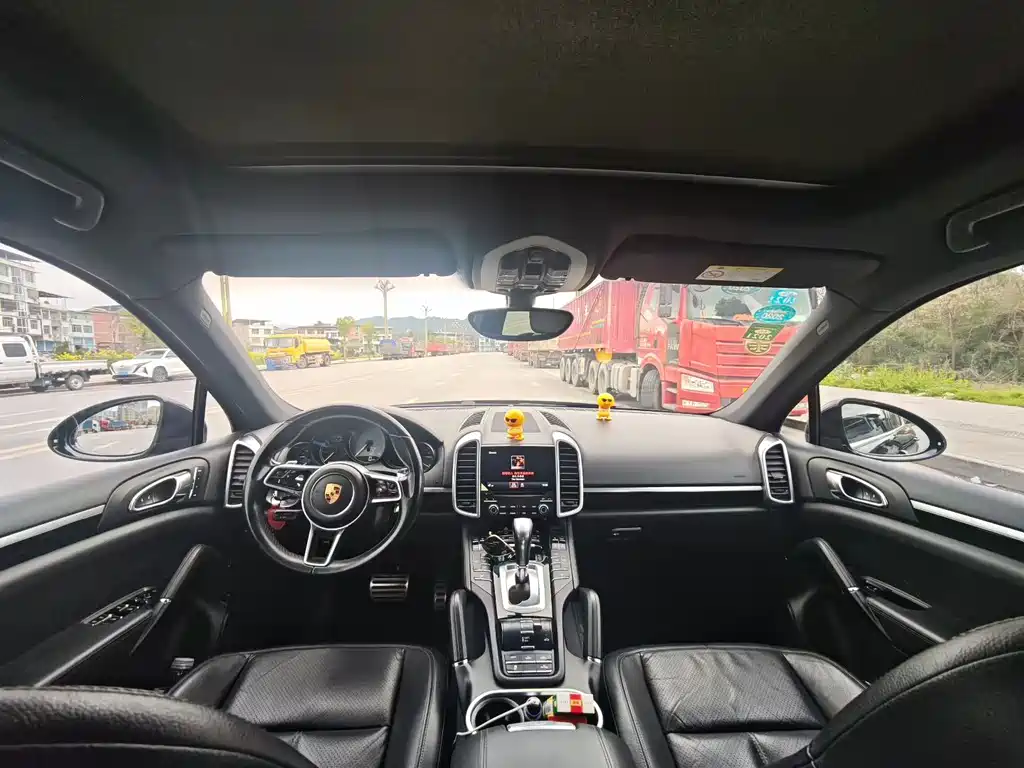 PORSCHE CAYENNE NEW ENERGY