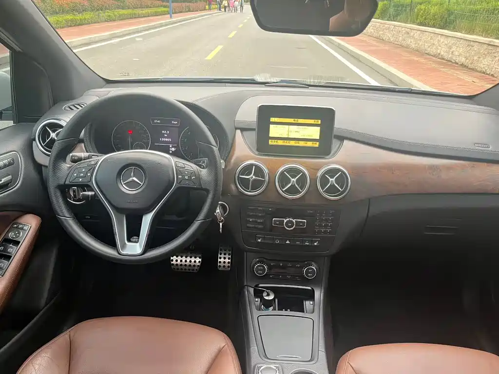 Mercedes-Benz B-Class — миниатюра 4