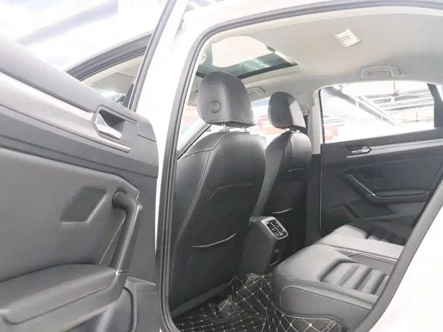 Volkswagen Lamando — миниатюра 16