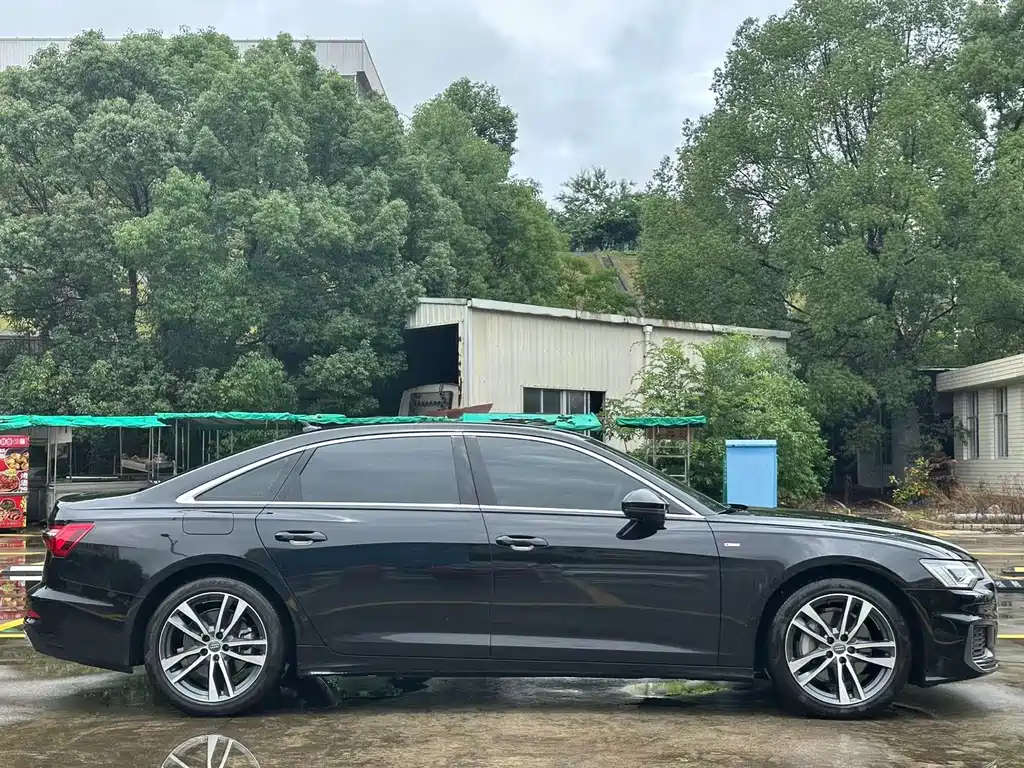 Audi A6L 2021 40 TFSI Luxury
