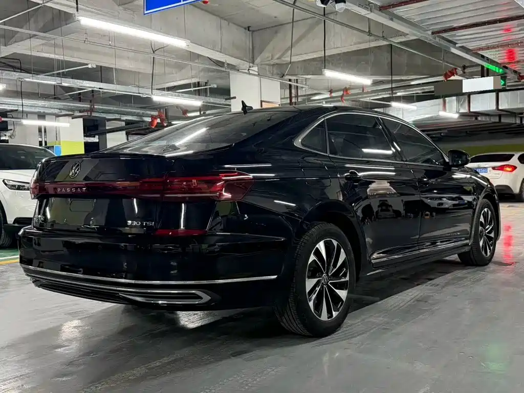 Volkswagen Passat — миниатюра 5