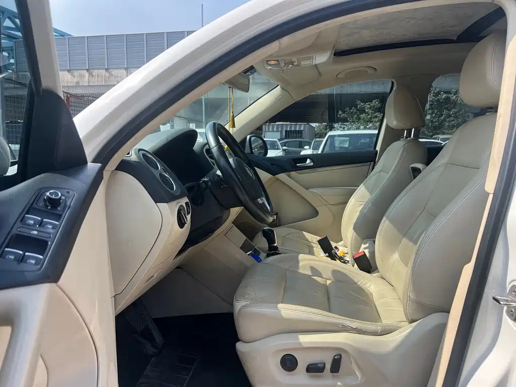Volkswagen Tiguan — миниатюра 4