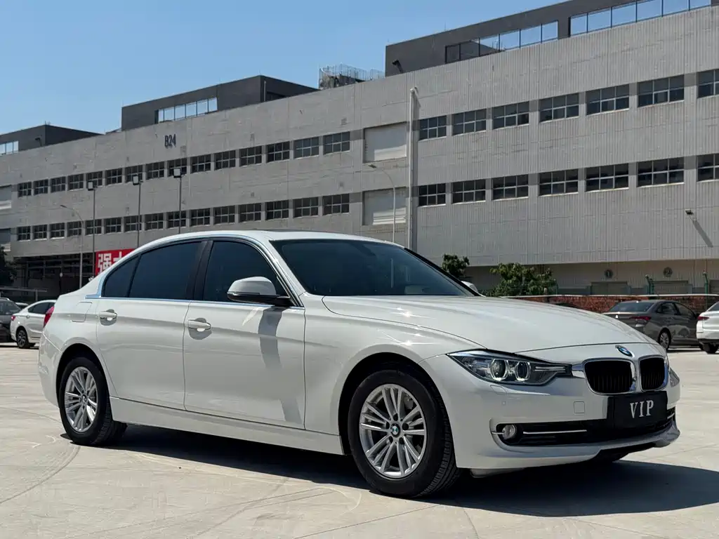 BMW 3 Series — миниатюра 3