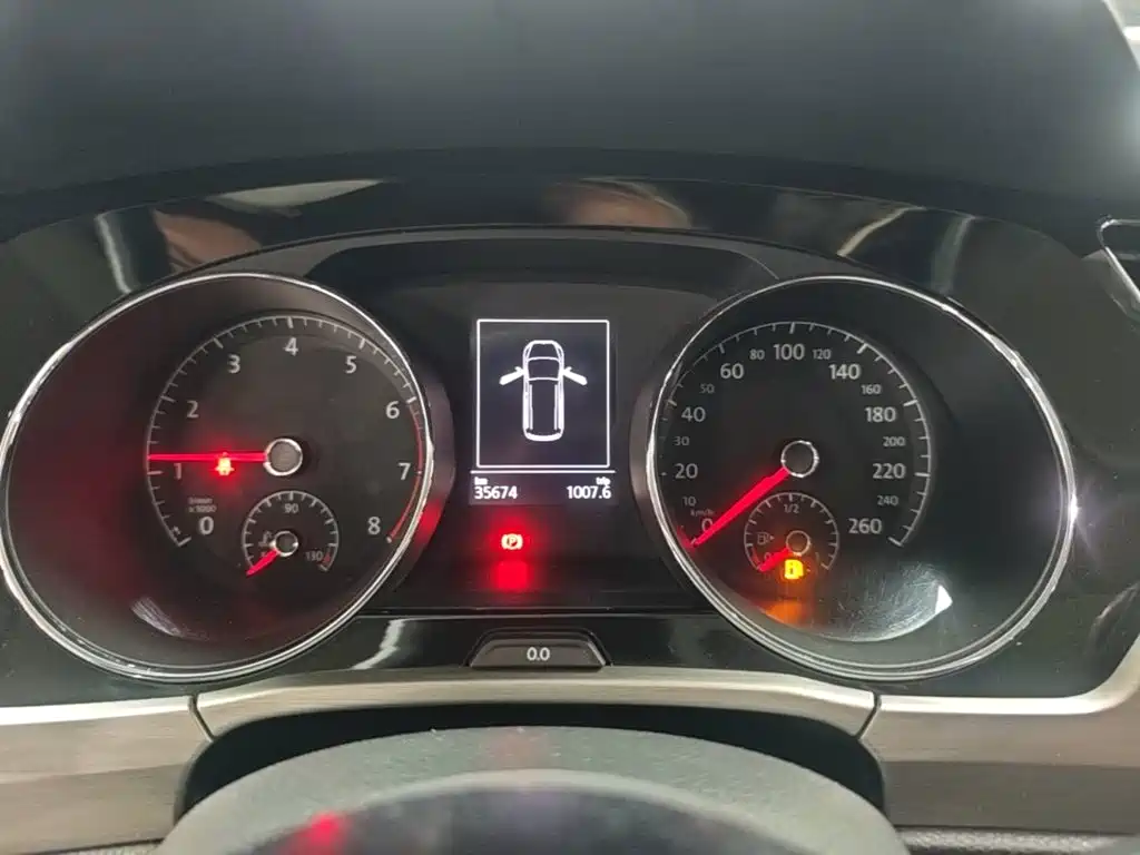 Volkswagen Touran — миниатюра 12