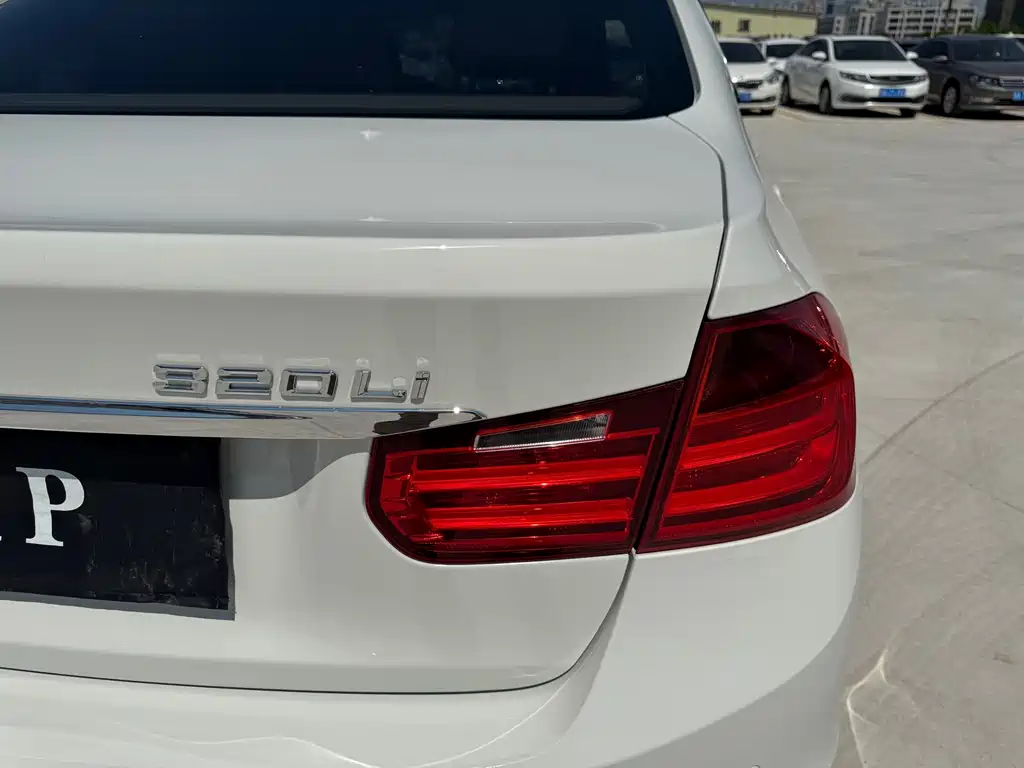 BMW 3 Series — миниатюра 18