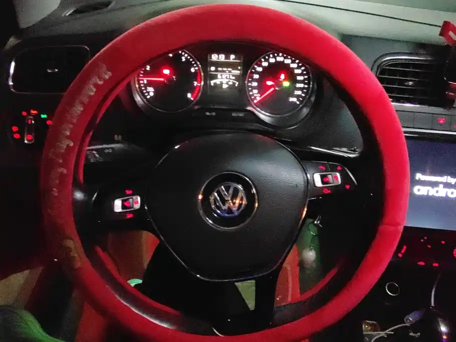 Volkswagen Polo — миниатюра 14