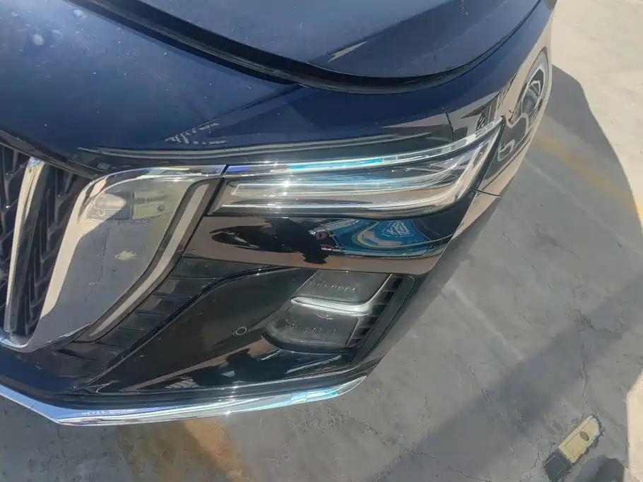 Hongqi Hongqi H5 — миниатюра 5