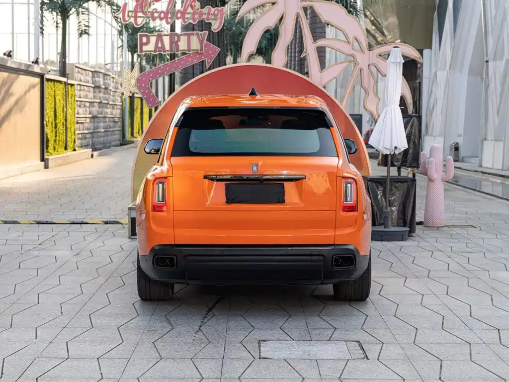 Rolls-Royce Cullinan — миниатюра 5