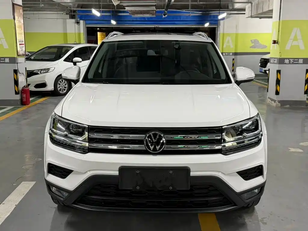 Volkswagen Tharu — миниатюра 3