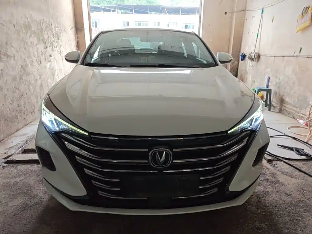 Changan Eado — миниатюра 3