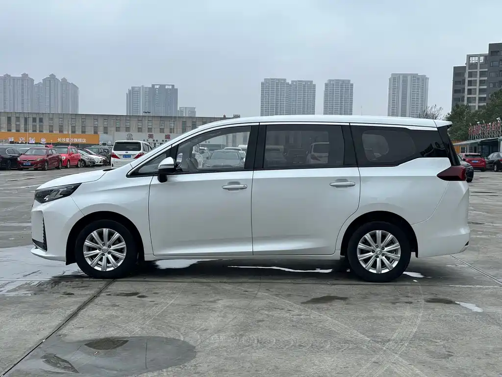 GAC Motor Trumpchi M6 — миниатюра 7