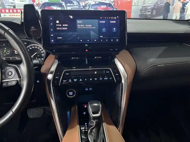 Toyota Venza — миниатюра 12