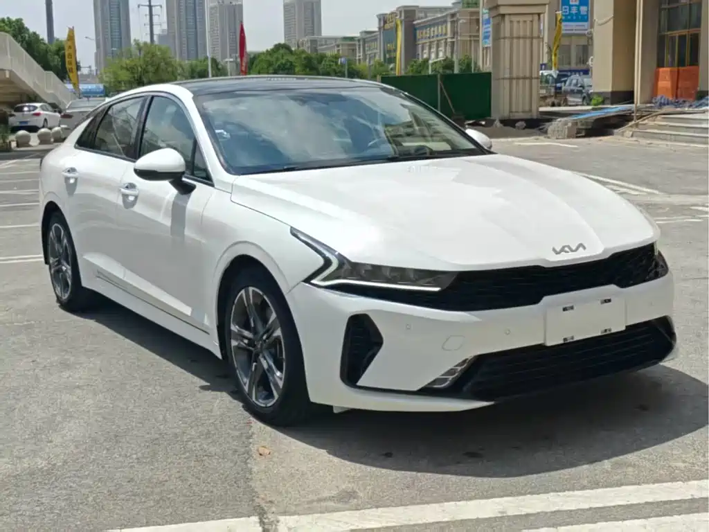Kia K5 — миниатюра 3