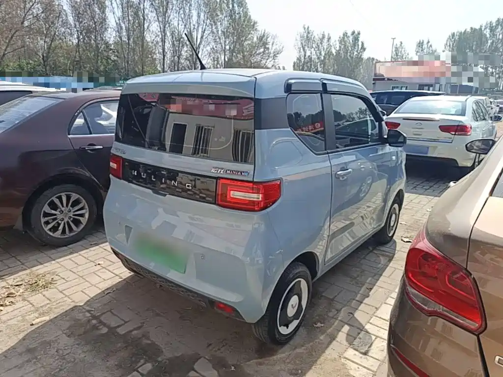 Wuling MINIEV — миниатюра 7