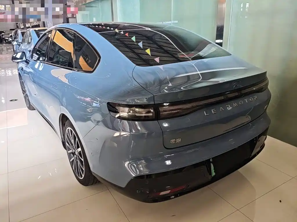 Leapmotor Leapmotor B01 — миниатюра 5
