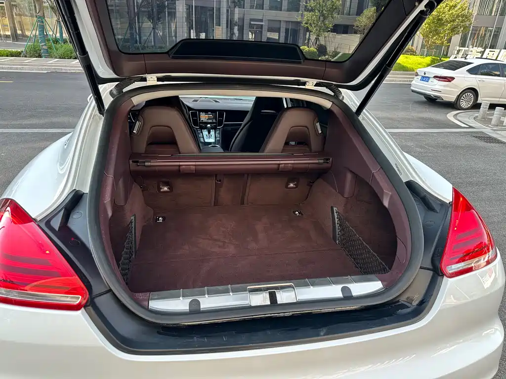 Porsche Panamera — миниатюра 41